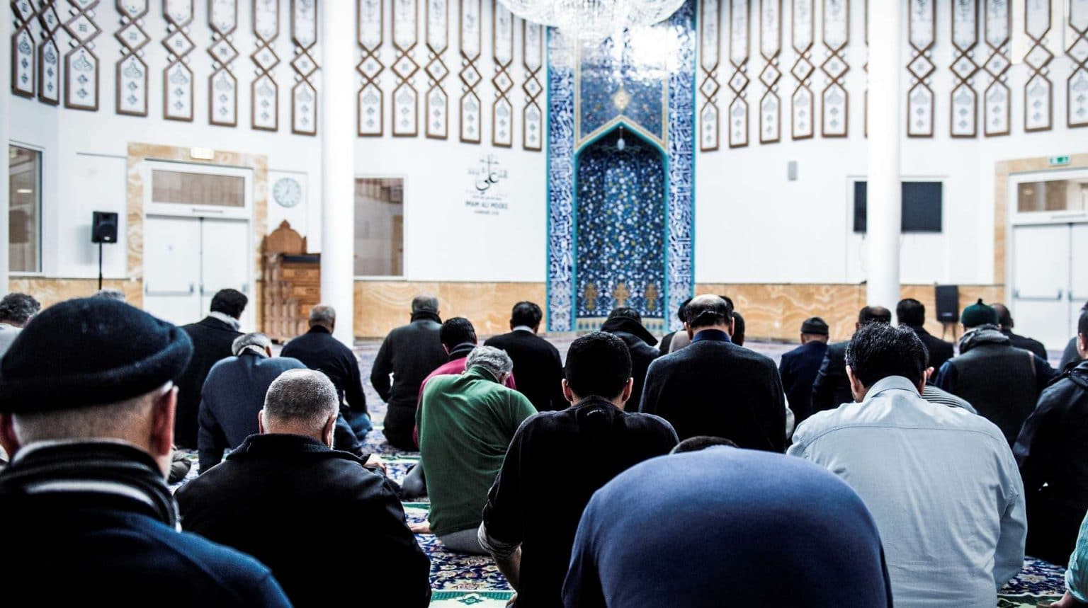 imam-ali-moskeen-fredagsbønnen